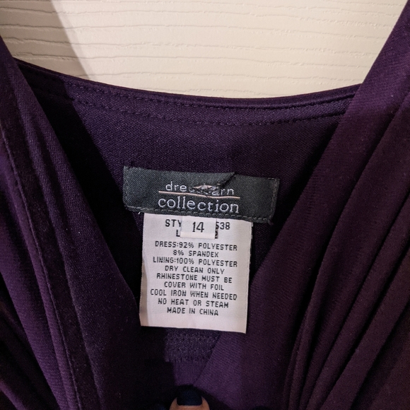 Formal Dress - Picture 5 of 6